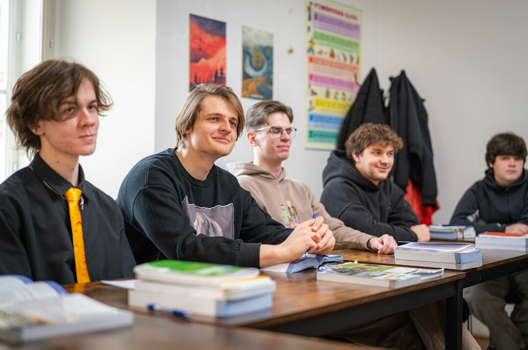 programming students in classroom